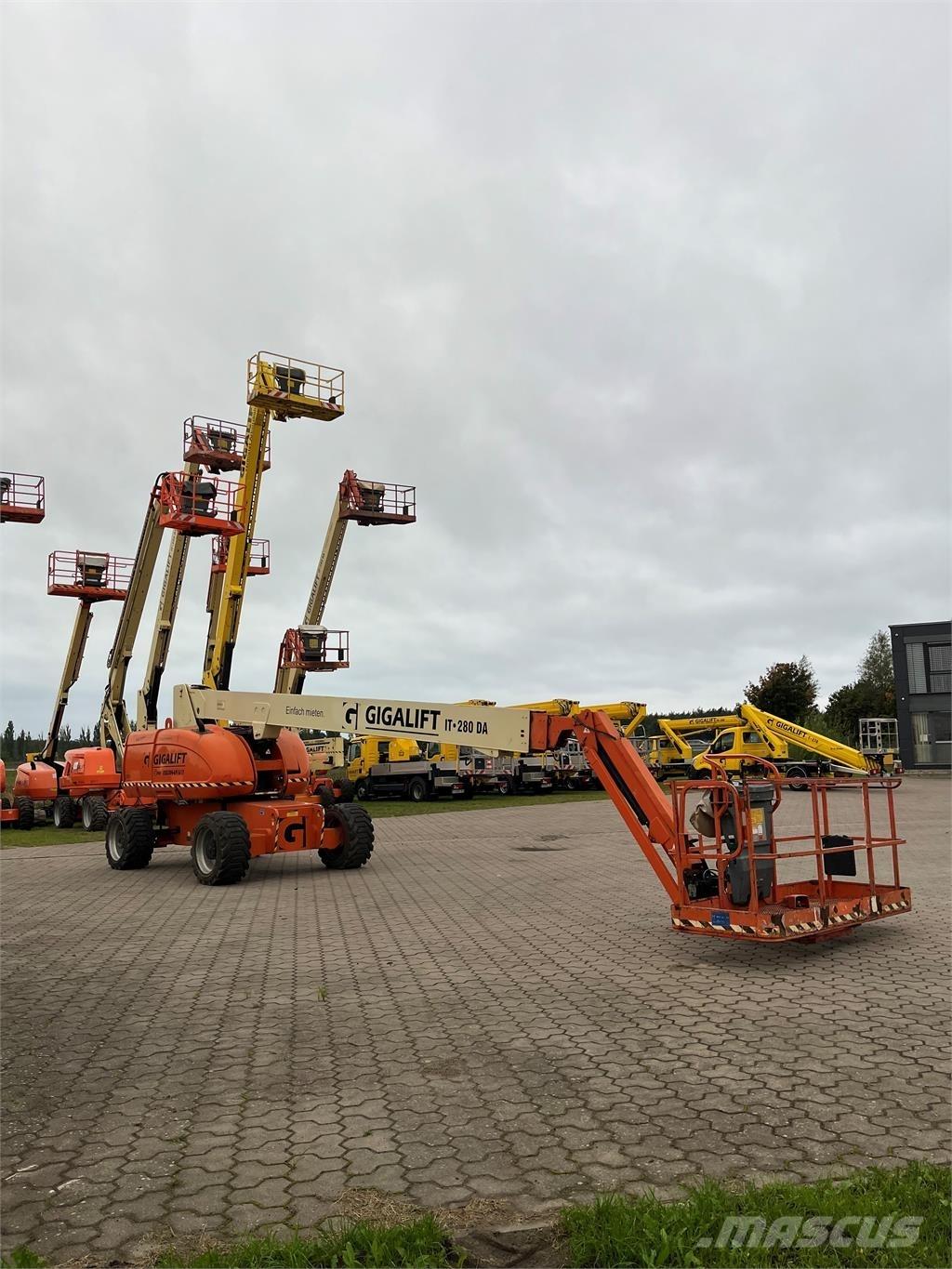 JLG 860 SJ Teleskopické plošiny