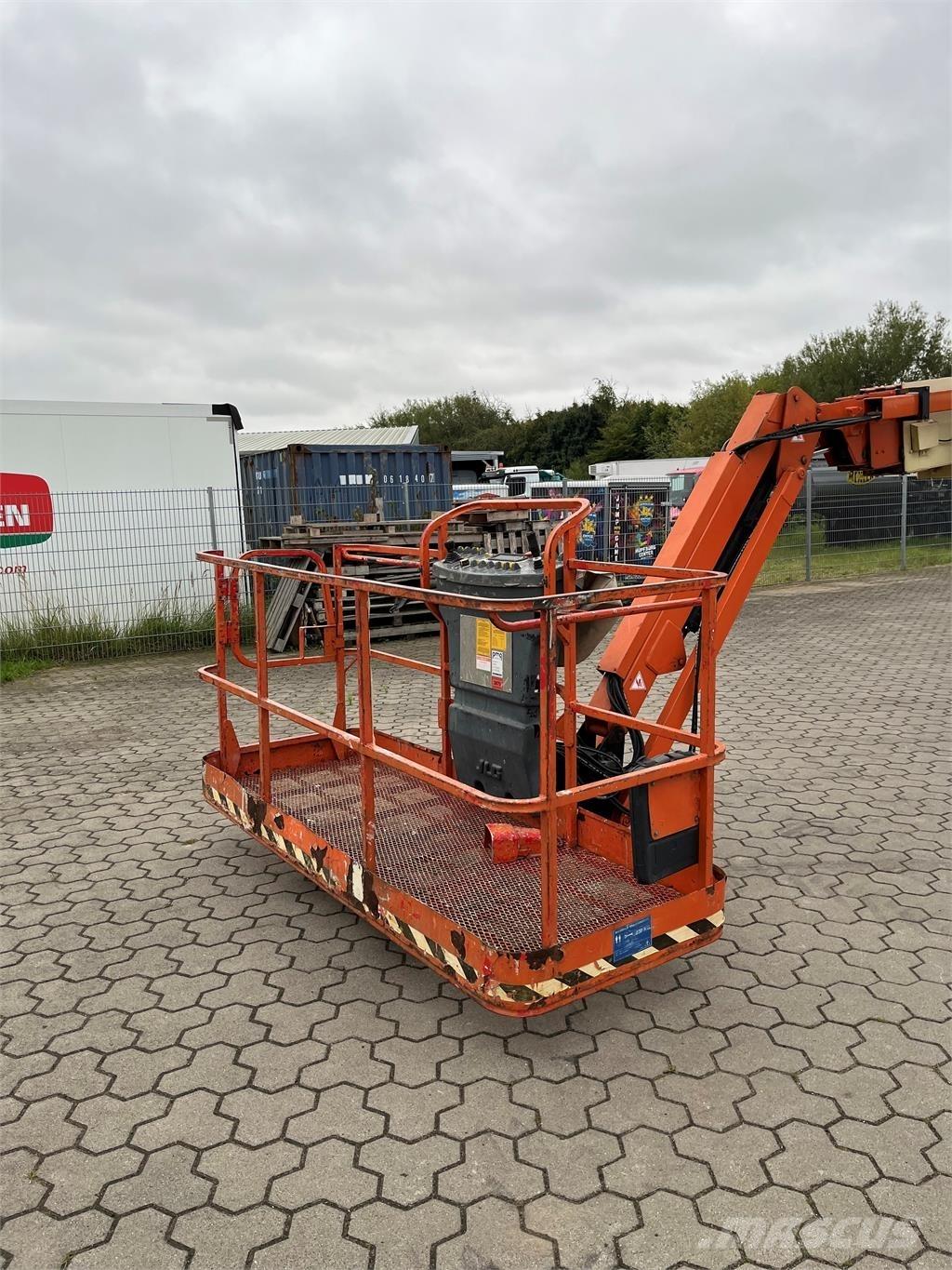 JLG 860 SJ Teleskopické plošiny