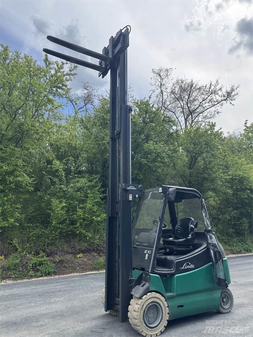 Linde E30 Stavebnictví - ostatní