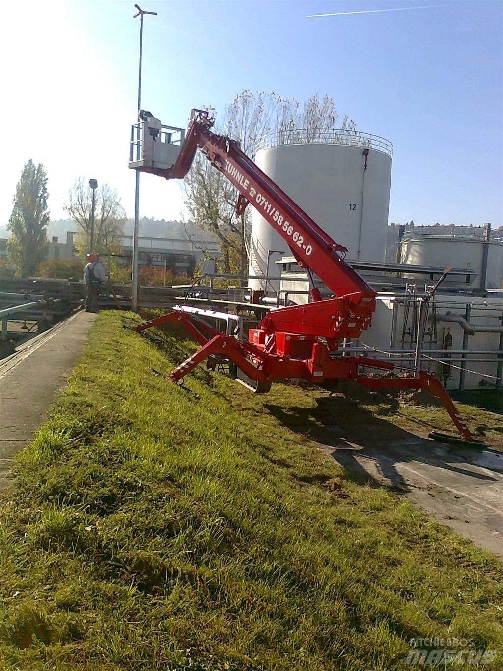 Teupen Leo 30 Kompaktní samohybné kloubové plošiny