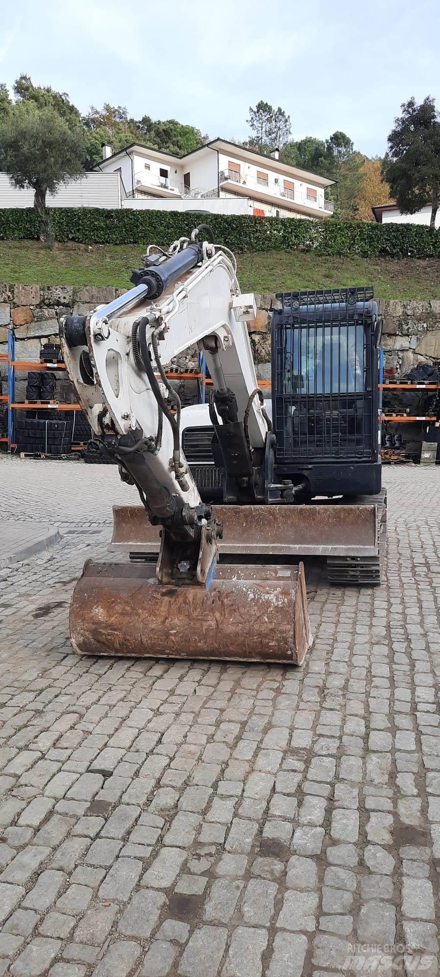 Bobcat E85 Mini rýpadla < 7t