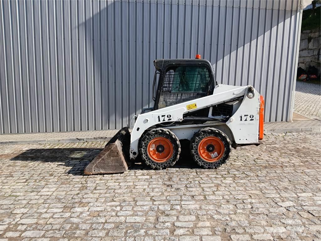 Bobcat S450 Kolové nakladače