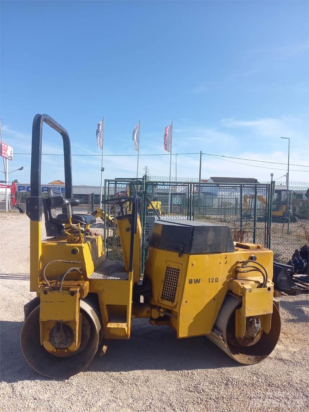 Bomag BW120AD Tandemové válce