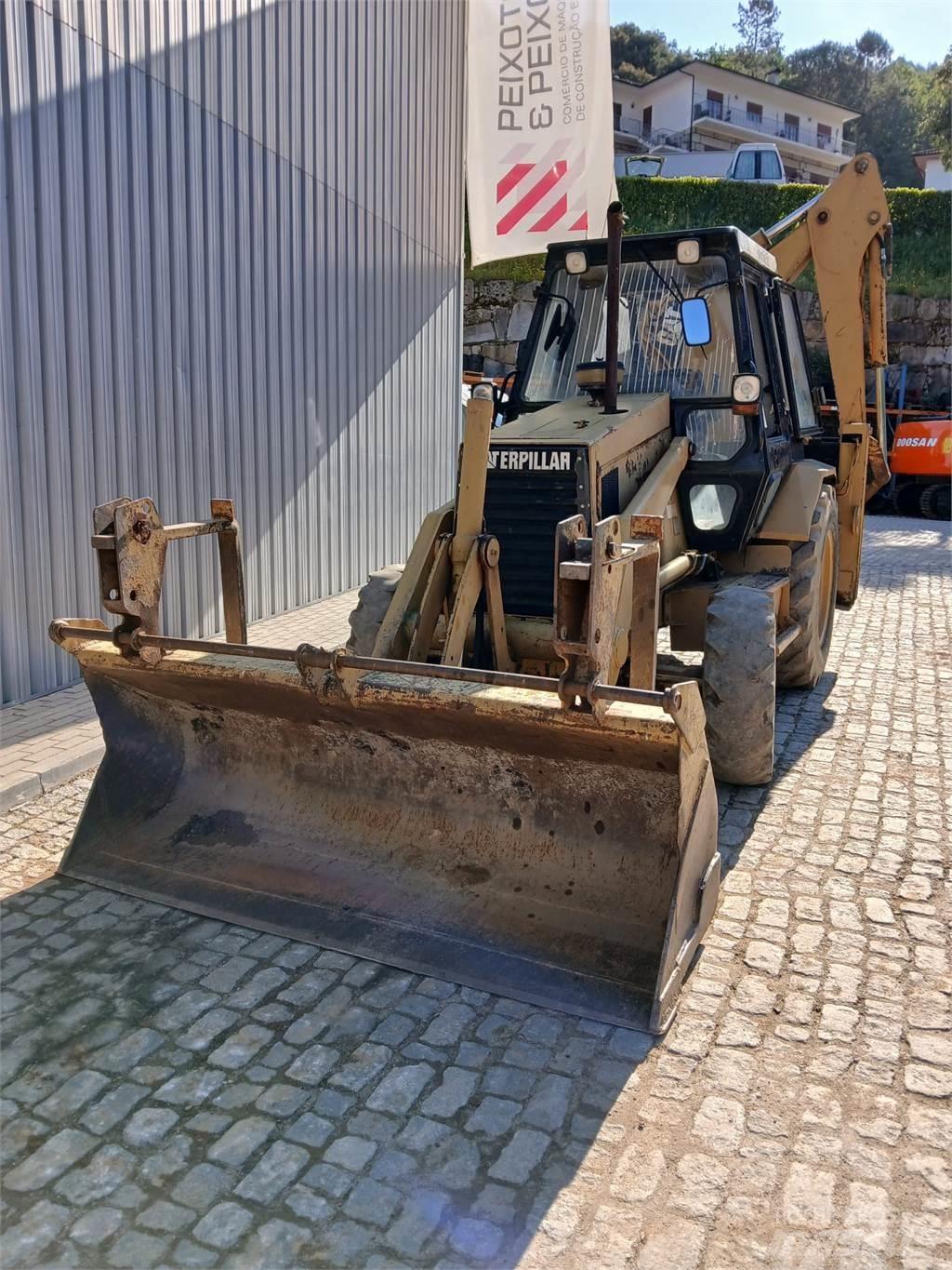 CAT 428B Rýpadlo-nakladače