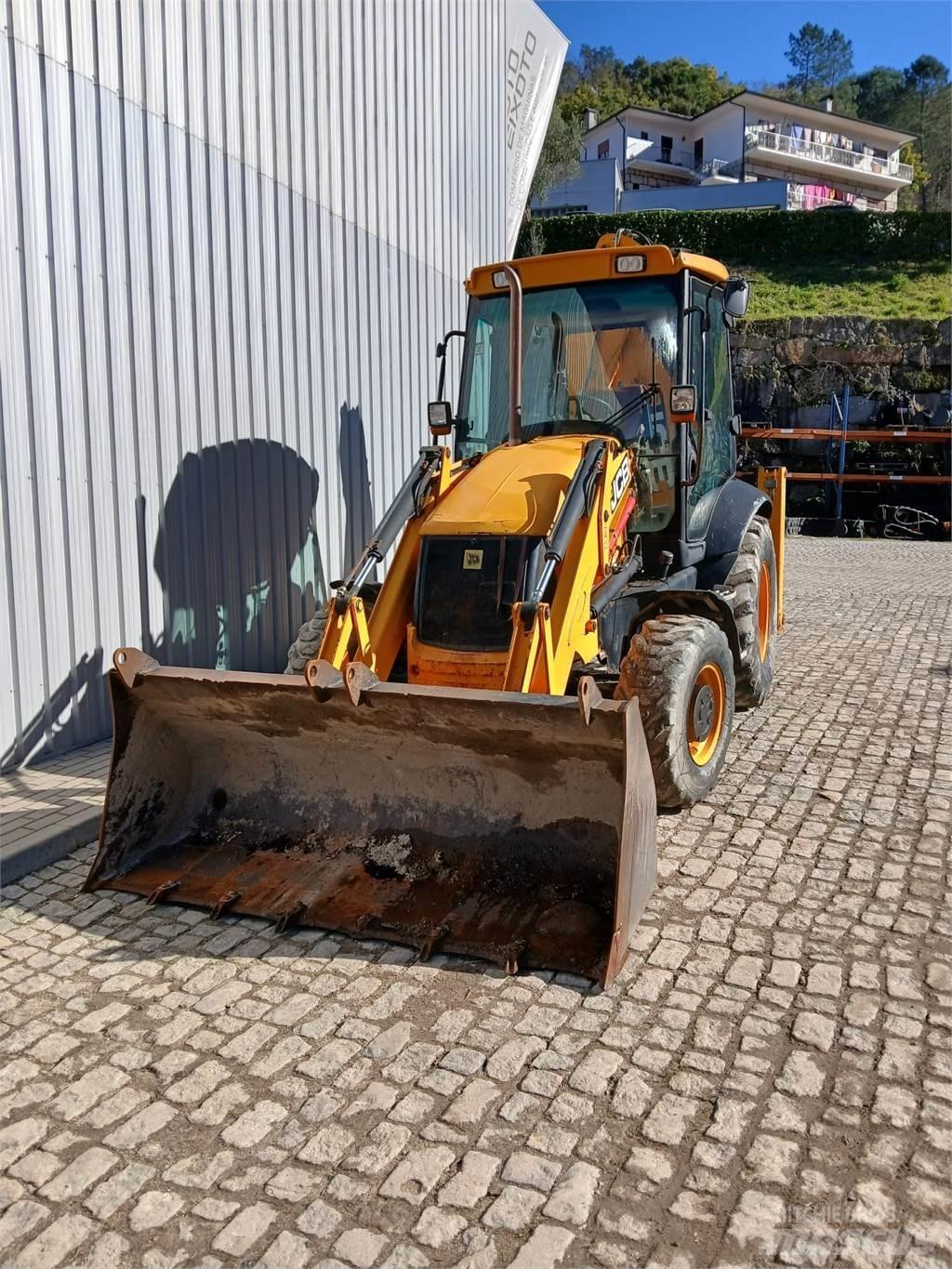 JCB 3CX Rýpadlo-nakladače
