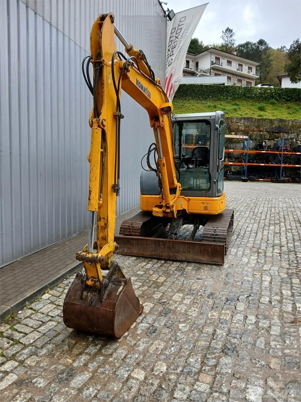 Komatsu PC50MR-2 Mini rýpadla < 7t