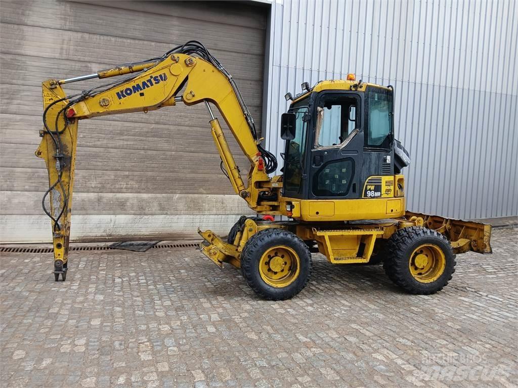 Komatsu PW98MR-6 Kolová rýpadla