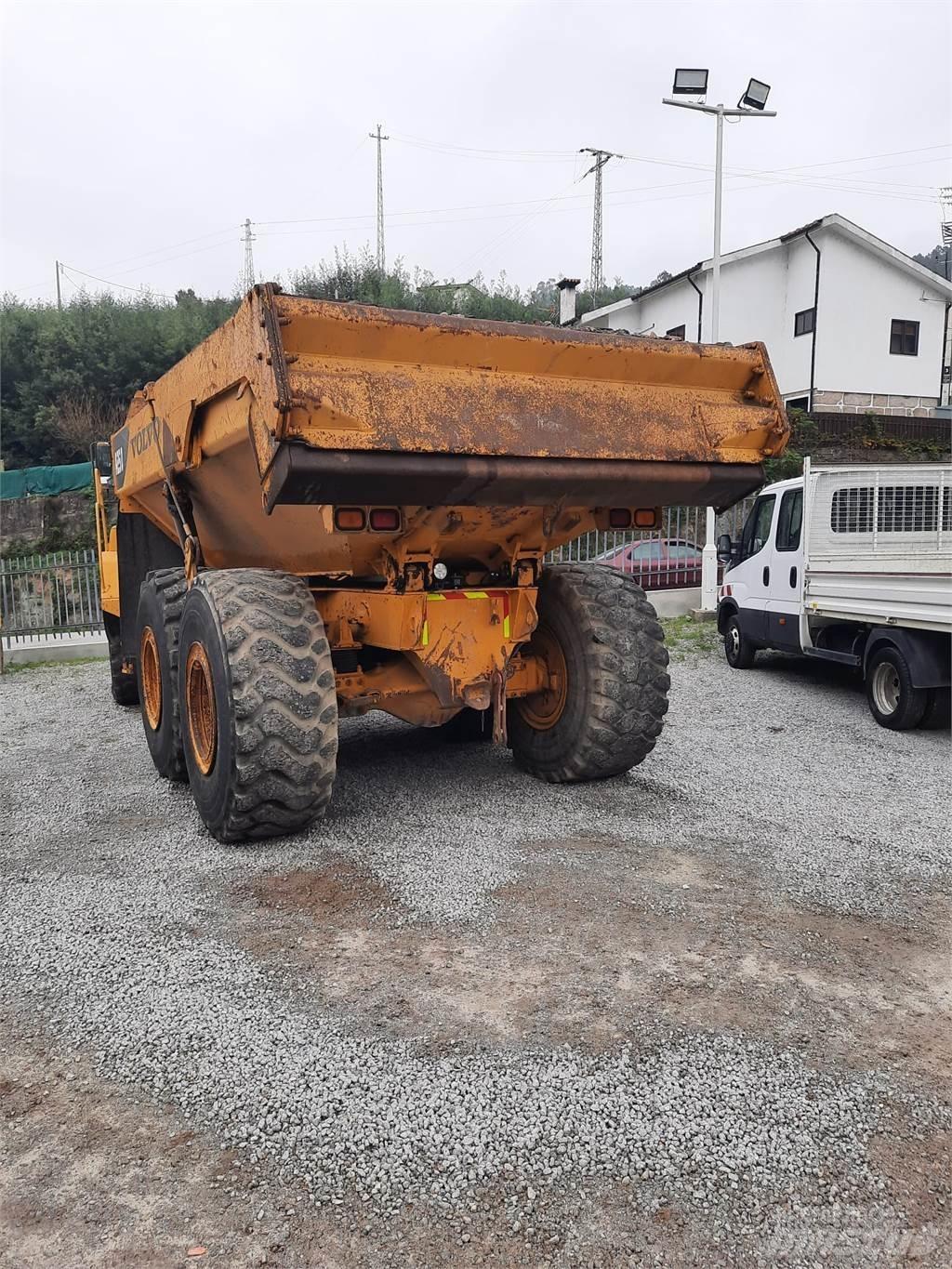 Volvo A25D Vyklápěcí dempry