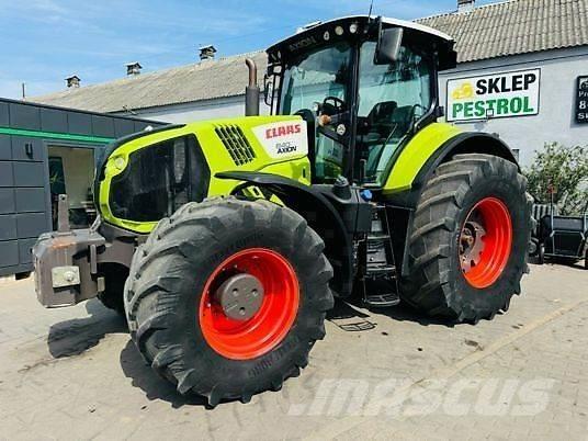 CLAAS AXION 840 Traktory