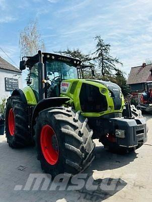 CLAAS AXION 840 Traktory