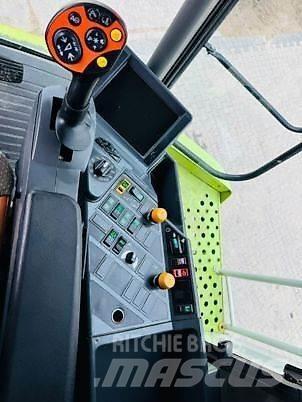 CLAAS LEXION 550 Sklízecí mlátičky