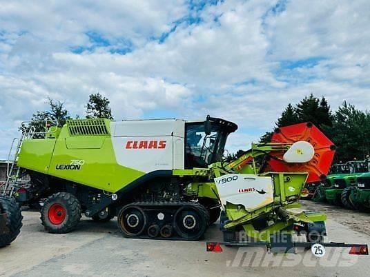 CLAAS LEXION 750 Sklízecí mlátičky