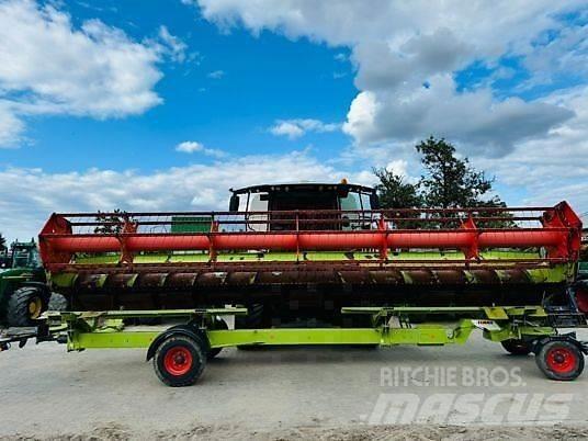 CLAAS LEXION 750 Sklízecí mlátičky