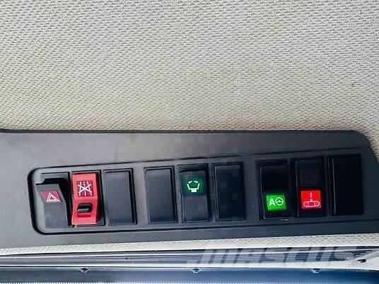 CLAAS LEXION 760 Sklízecí mlátičky