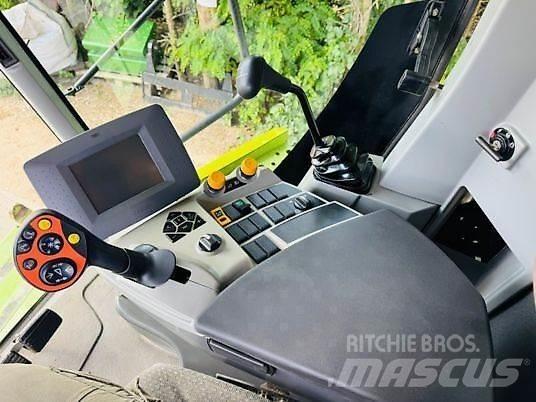 CLAAS Tucano 450 APS Sklízecí mlátičky