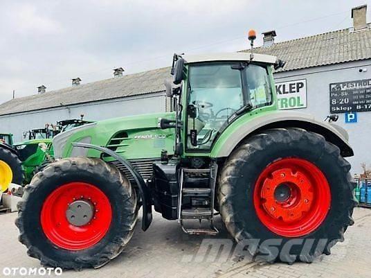 Fendt 933 VARIO Traktory