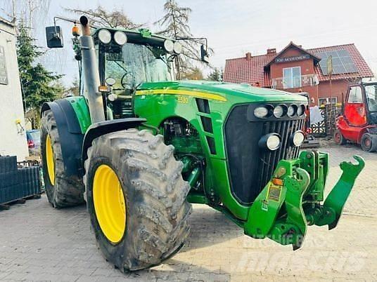 John Deere 8530 Traktory
