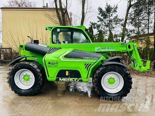 Merlo TF 42.7 156 Teleskopické manipulátory
