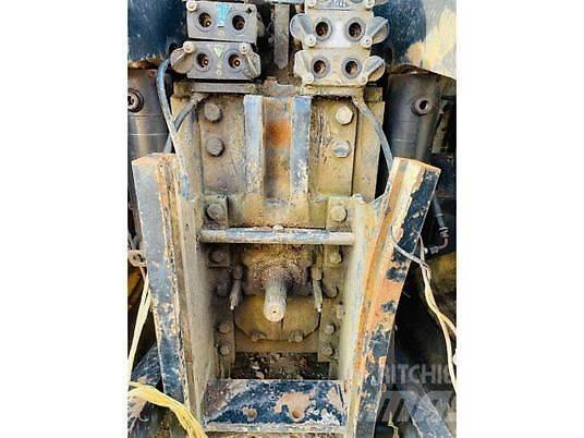 New Holland tg285 Traktory