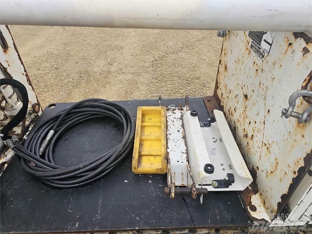 Altec DB37 Další zvedače a plošiny