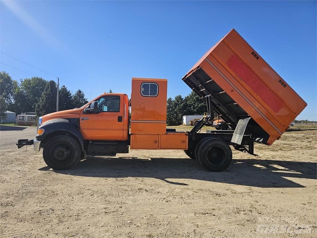 Ford F650 Vozy na dřevní štěpku