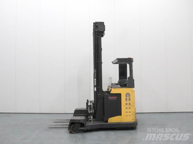 Atlet UFS200 DTFV RG 755 4 cestní vysokozdvižné vozíky