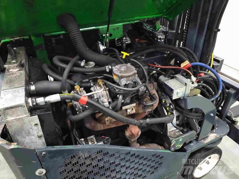 Combilift C3000 CB 4 cestní vysokozdvižné vozíky