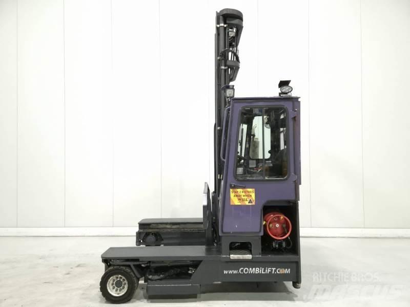 Combilift C4000 4 cestní vysokozdvižné vozíky