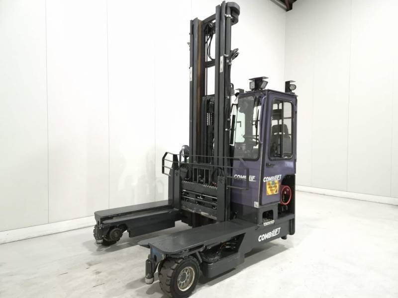 Combilift C4000 4 cestní vysokozdvižné vozíky