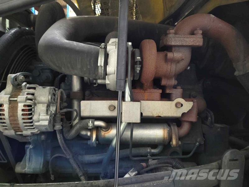 Combilift C7000 4 cestní vysokozdvižné vozíky