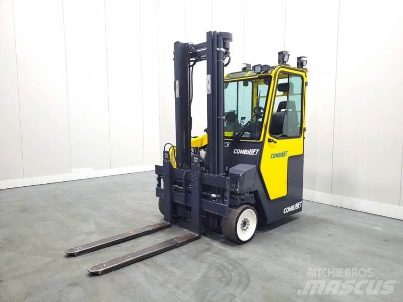 Combilift CB4000 4 cestní vysokozdvižné vozíky