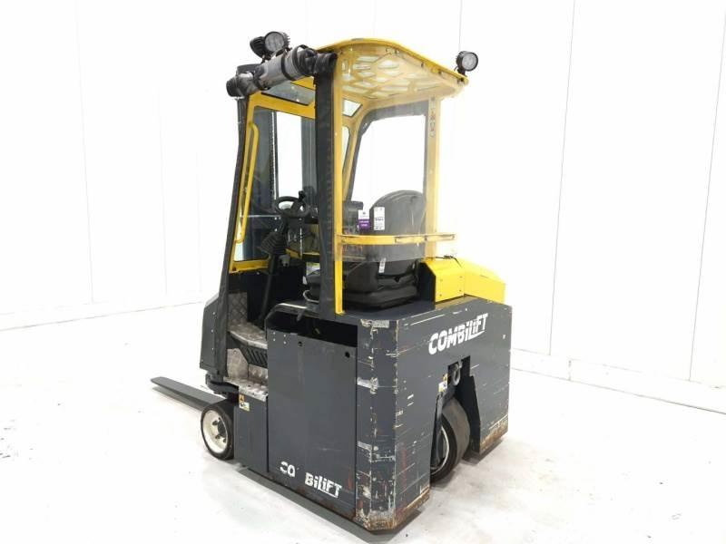 Combilift CBE3000 4 cestní vysokozdvižné vozíky