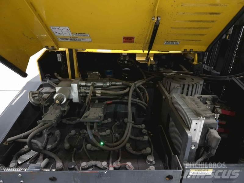 Combilift CBE3000 4 cestní vysokozdvižné vozíky