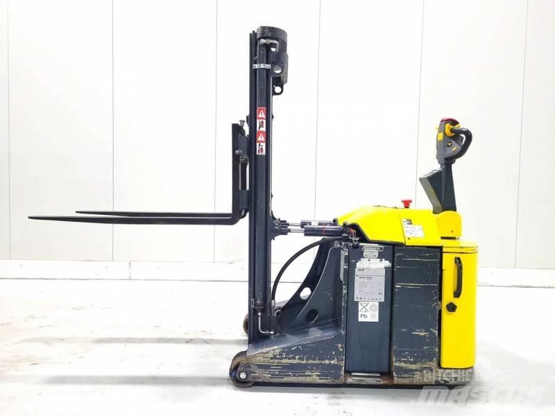 Combilift CS1500 Samohybné vozíky
