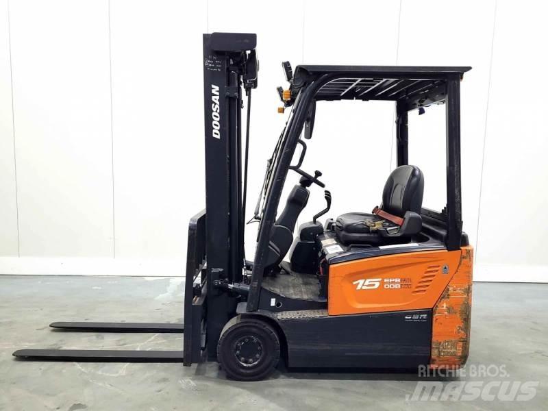 Doosan B15T-7 Další
