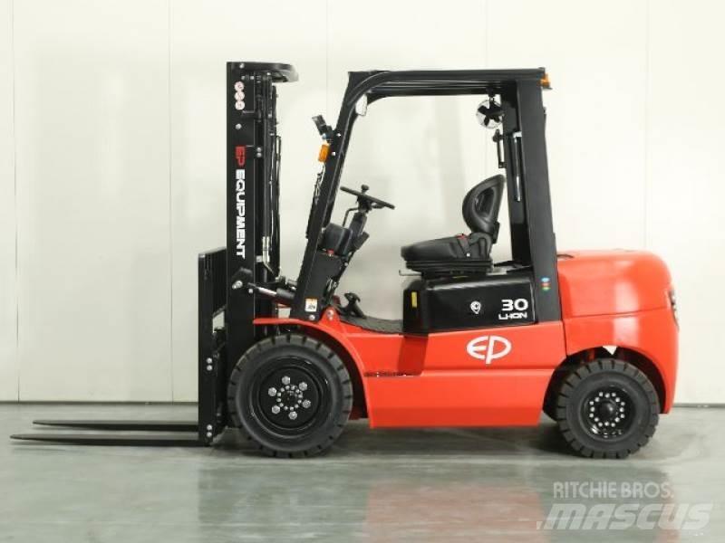 EP EFL302 HC 410 RENTAL Akumulátorové vozíky