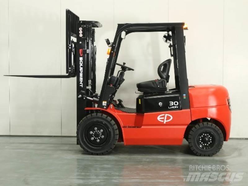EP EFL302 HC 410 RENTAL Akumulátorové vozíky