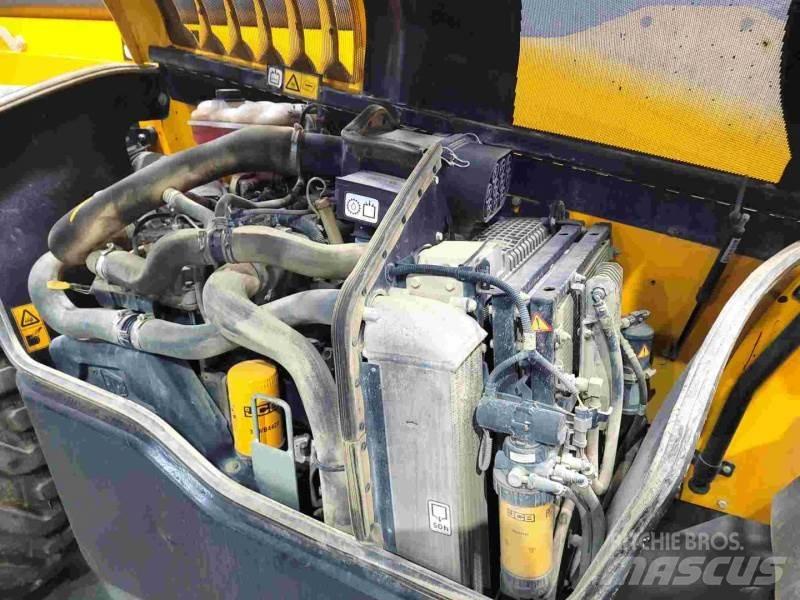 JCB 540V180 5RA Teleskopické manipulátory