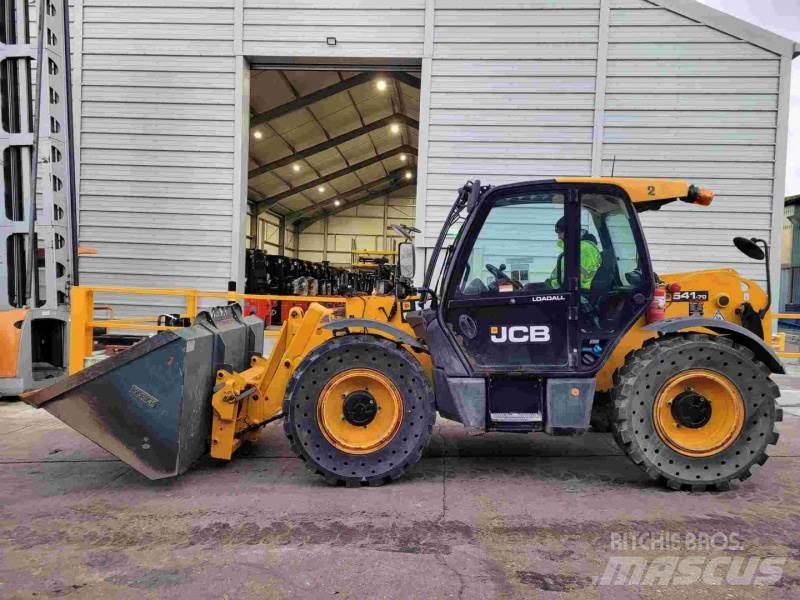 JCB 541-70WM Teleskopické manipulátory