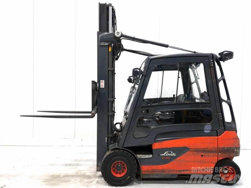 Linde E30L-01 Akumulátorové vozíky