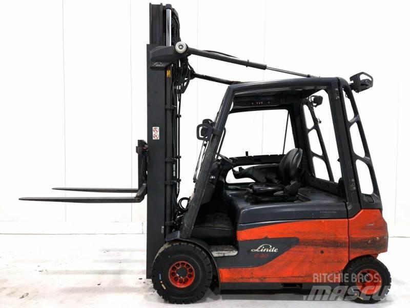 Linde E30L-01 Akumulátorové vozíky