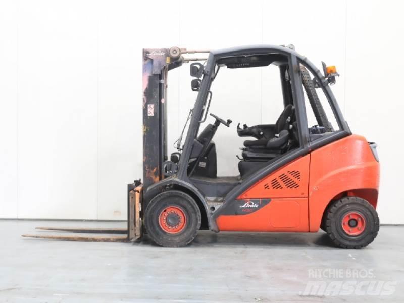Linde H30D-02 393 Dieselové vozíky