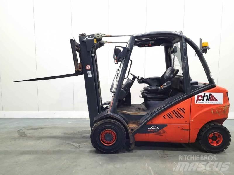Linde H30D-02 393 Dieselové vozíky