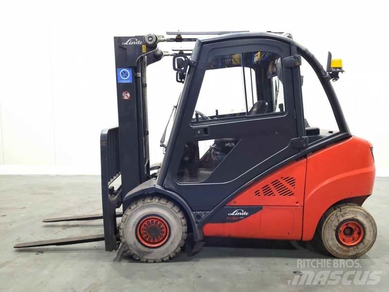 Linde H30D-02 393 Dieselové vozíky