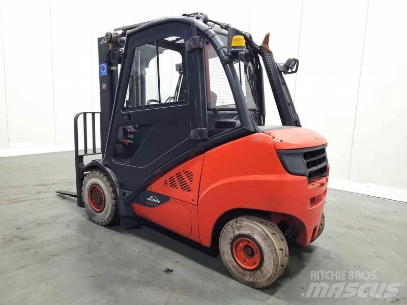 Linde H30D-02 393 Dieselové vozíky