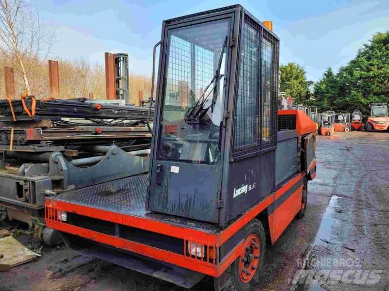 Linde S30 Vysokozdvižný vozík s bočním ložením