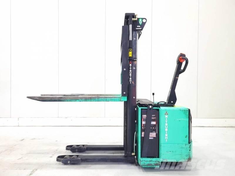 Mitsubishi SB12P Ruční paletové vozíky