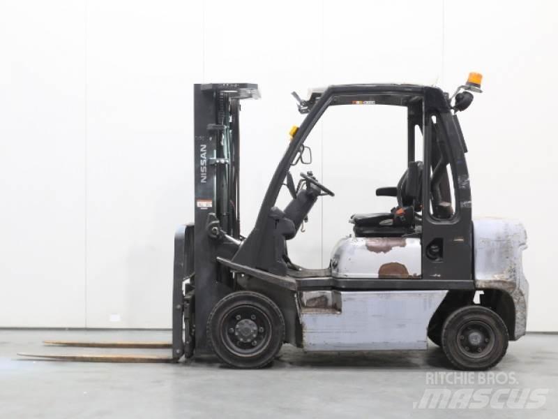 Nissan Y1D2A25Q Dieselové vozíky