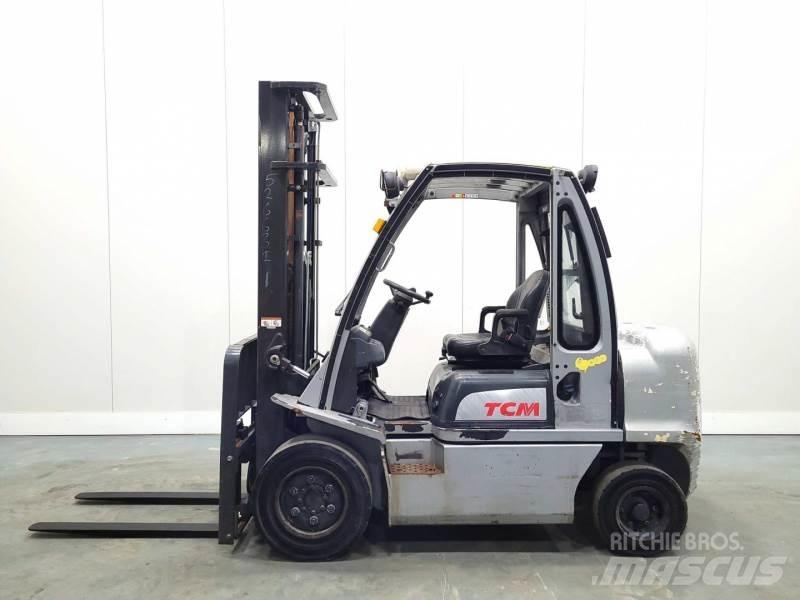 Nissan YG1D2A32H Dieselové vozíky