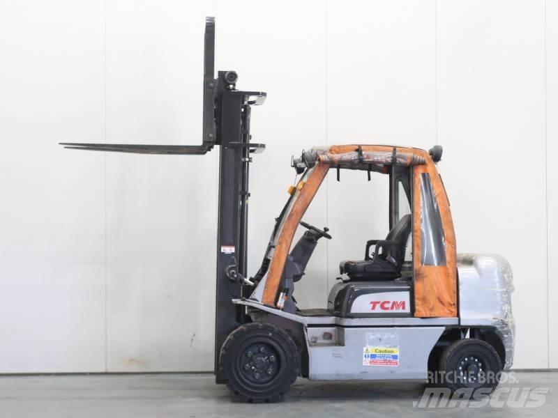 Nissan YG1D2A32H Dieselové vozíky